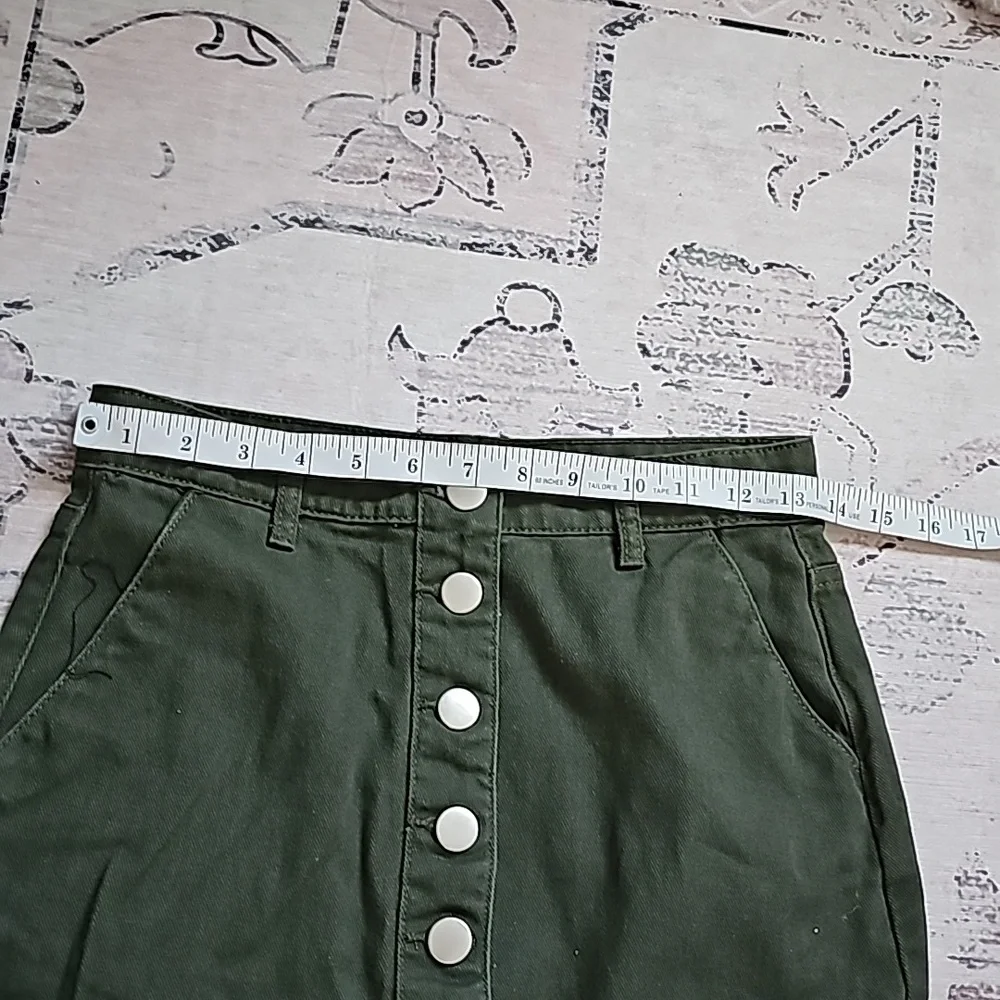 Forever 21 Olive Green Button-Front Midi Skirt - Picture 6 of 7